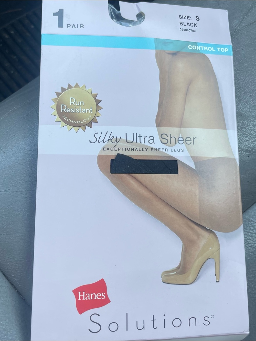 Hanes ultra silky Sheer Hosiery control top Black pantyhose women’s size small